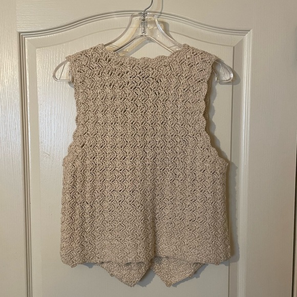 Vintage Express Beige Size XS Crochet Sweater Vest Boho Cottage Classic 90s EUC - Picture 2 of 9